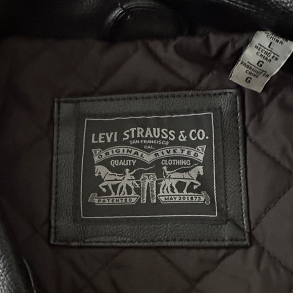 Levi's Black Leather Jacket - Picture 3 of 4